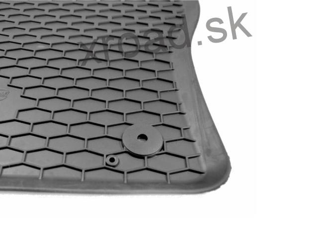 Gumové rohože štandard Škoda Octavia III od 2013 (SADA) (GUMÁRNY ZUBŘÍ)